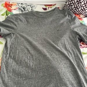 American Eagle L Gray T shirt